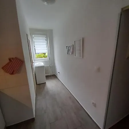 Spi V Kuklenach Apartment Hradec Kralove Exterior photo